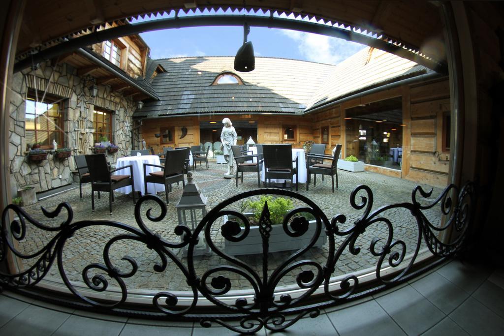 Hotel Zornica Poczesna Экстерьер фото